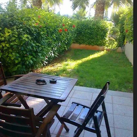 Periyiali Gardens